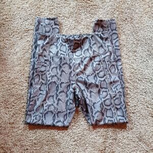 Avia Gray Snake Print Athletic Leggings sz M